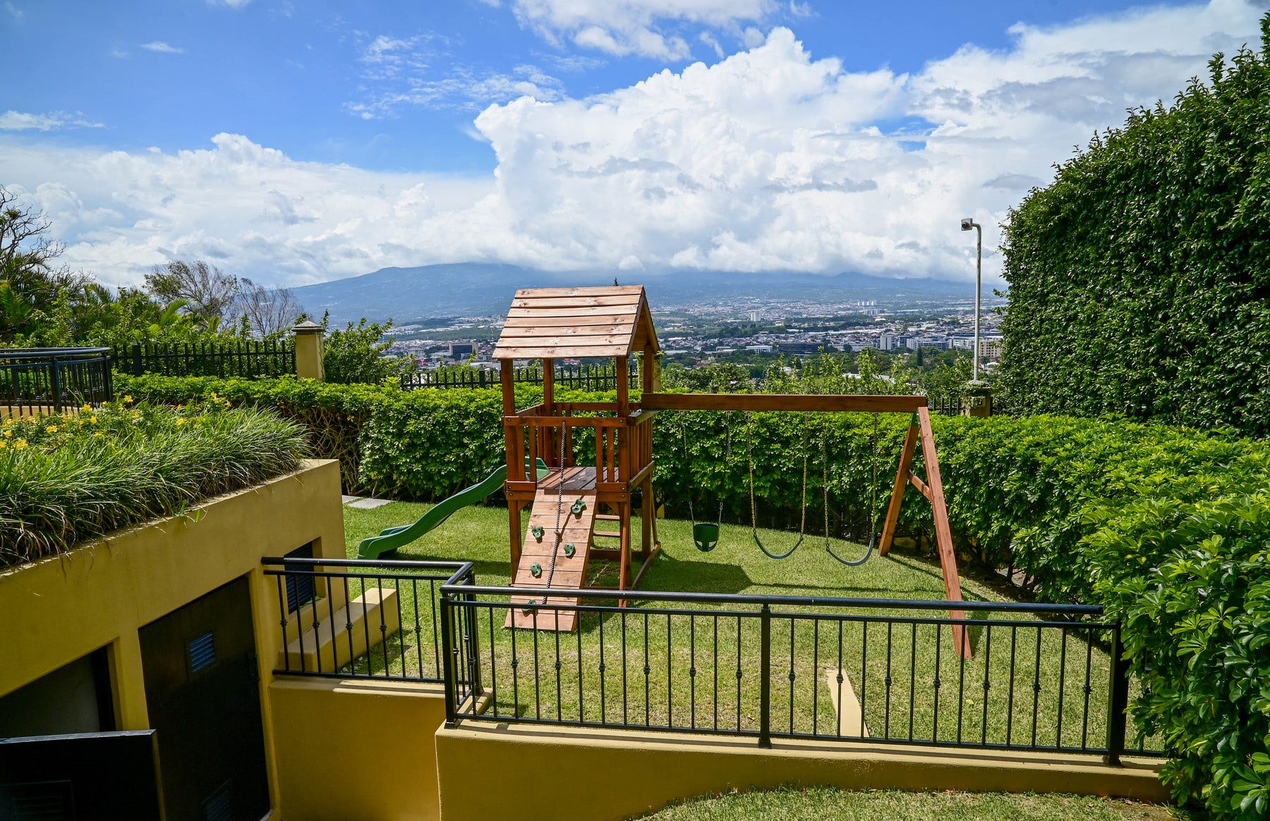 Exclusive Apartment With Views, Jaboncillos, Valle De Tamarindo, Jaboncillos, Escazu, Escazu, Escazu, San Jose, Costa Rica 10201 Exclusive Apartment With Views, Jaboncillos, Valle De Tamarindo, Jaboncillos, Escazu, Escazu, Escazu, San Jose, Costa Rica 10201