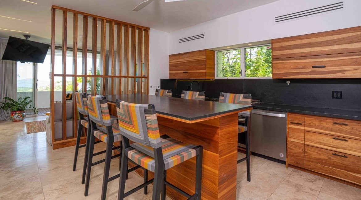 Ocean View Residence in Miramar — photo 17 of 19