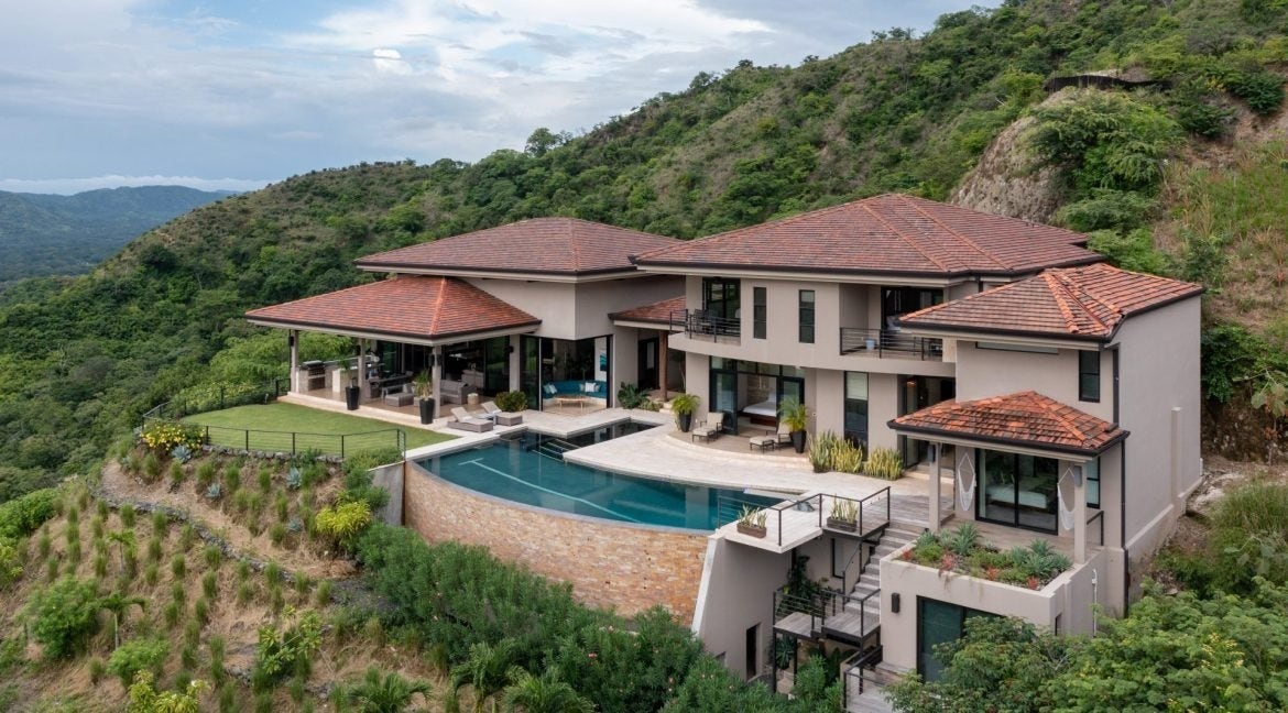 Luxury Ocean View Home — photo 2 of 19