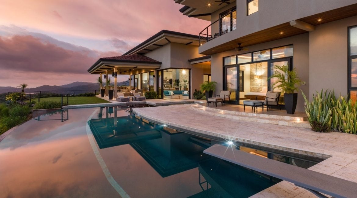 Luxury Ocean View Home — photo 3 of 19