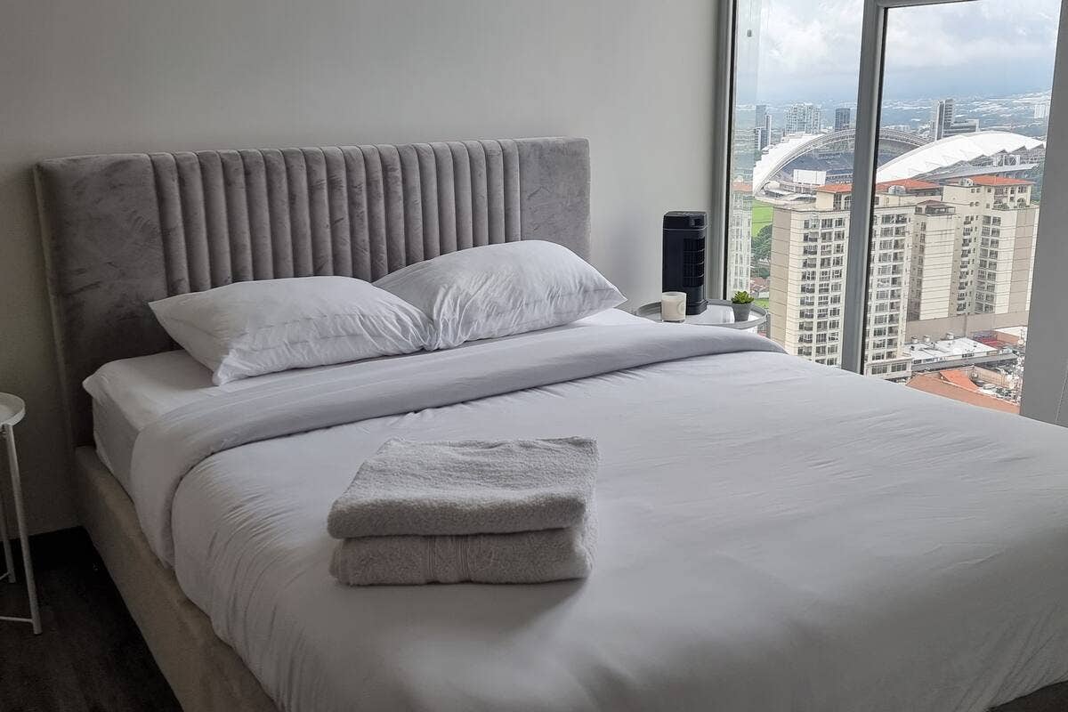 Furnished Modern Apartment — photo 5 of 17