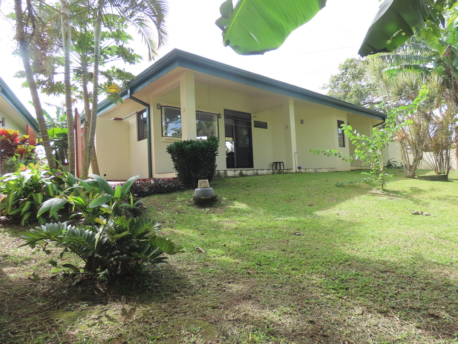 Modern Two Bedroom Home And Guesthouse Near Marina, Tronadora, Lake Arenal, Tronadora, Tilaran, Alajuela, Costa Rica 50803 — photo 5 of 5