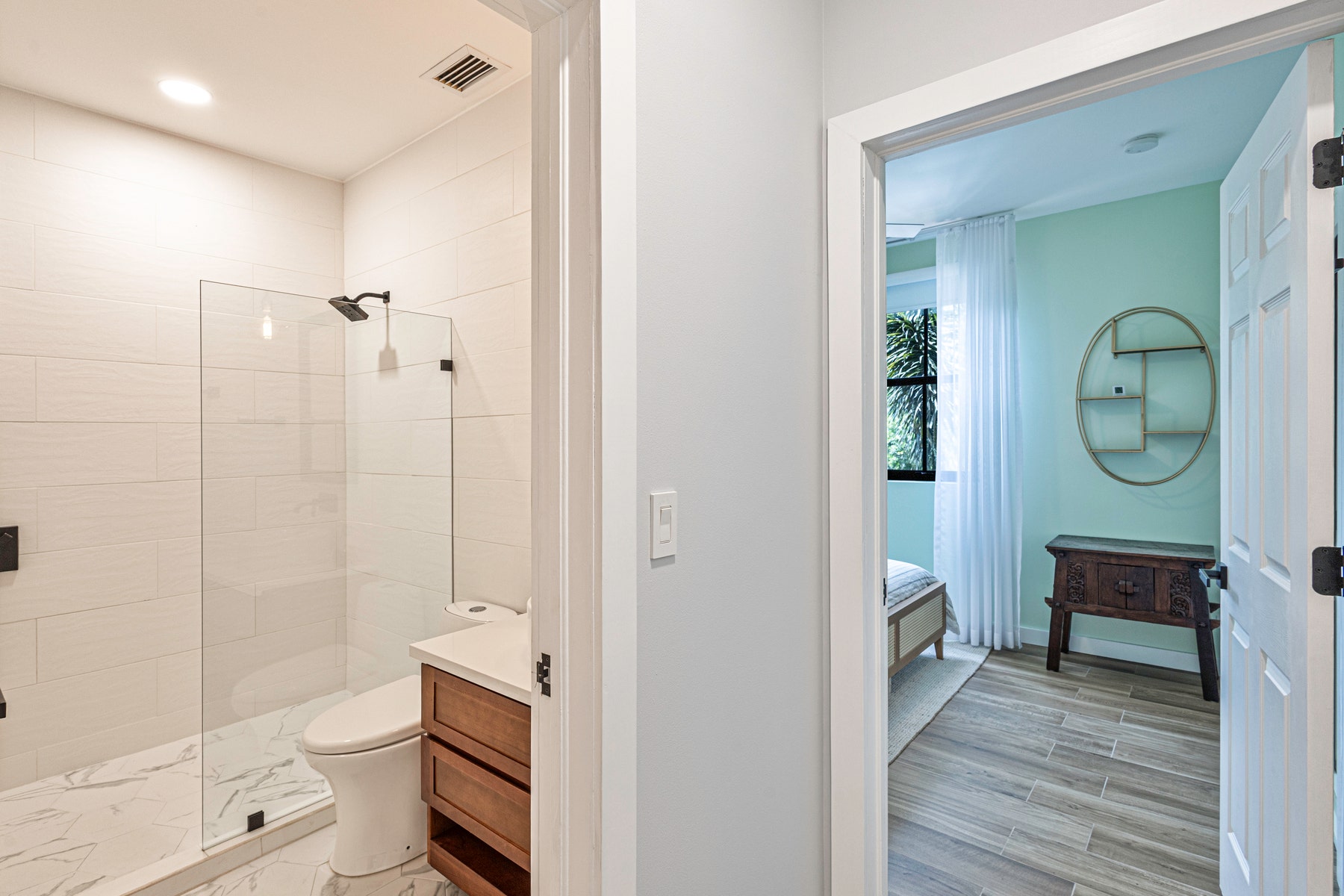 Turnkey Luxury Condo — photo 12 of 19