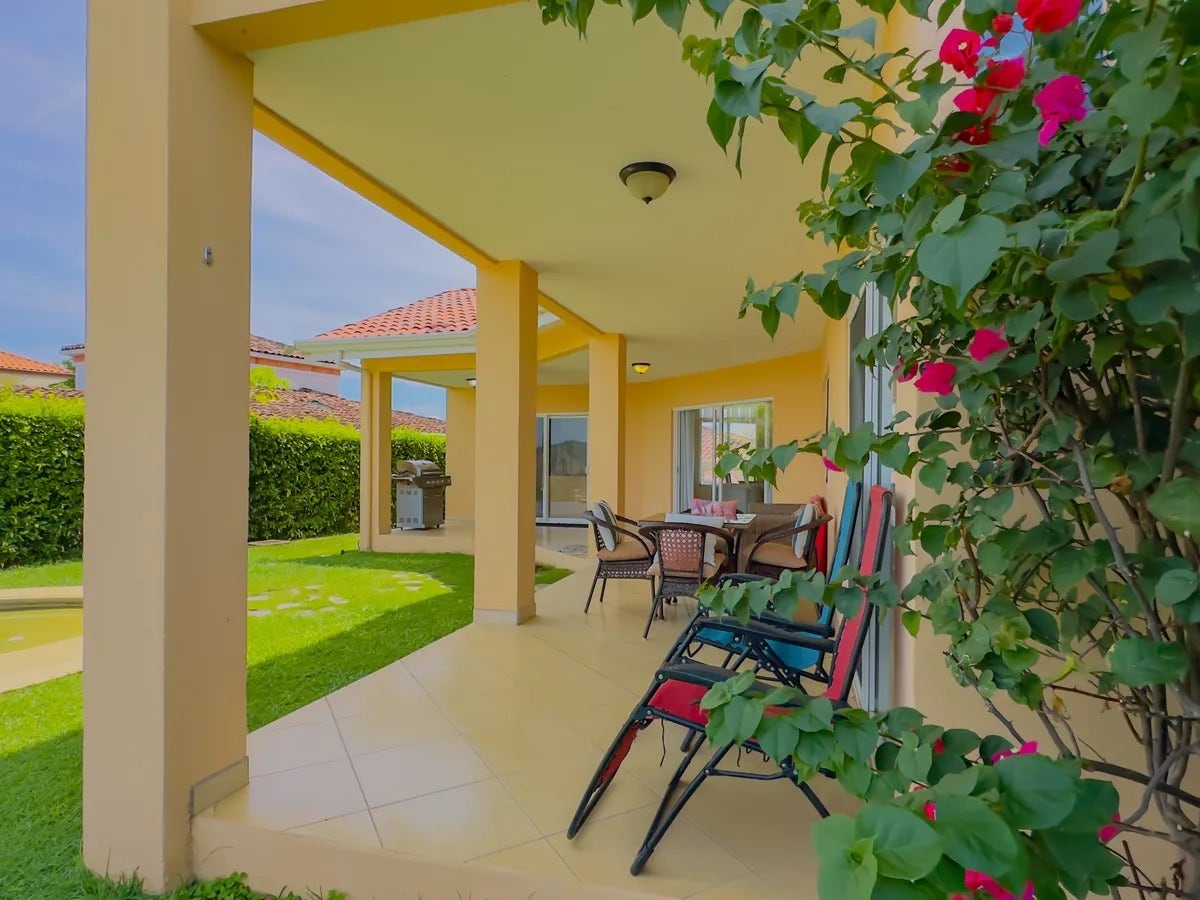 Ocean View Home in Altos del Cacique — photo 7 of 19
