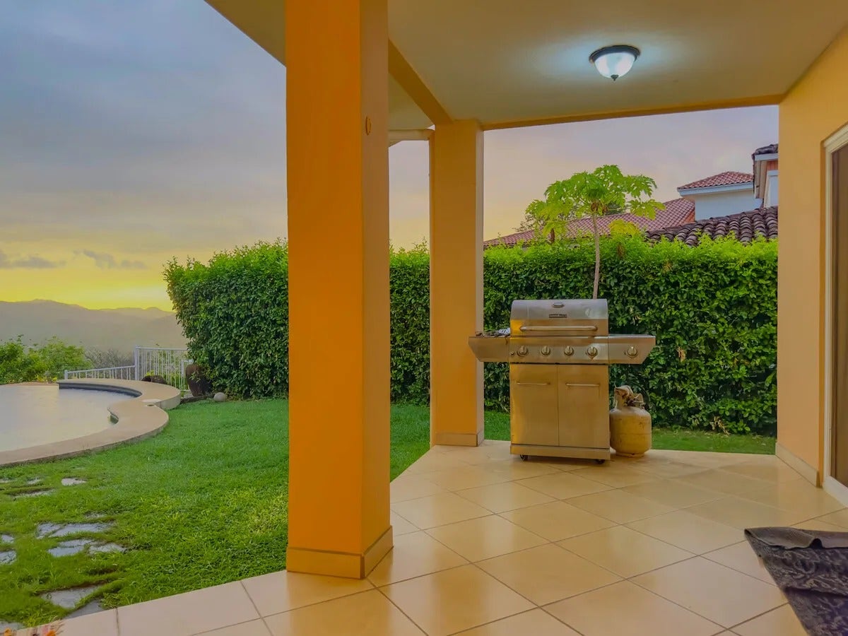 Ocean View Home in Altos del Cacique — photo 14 of 19