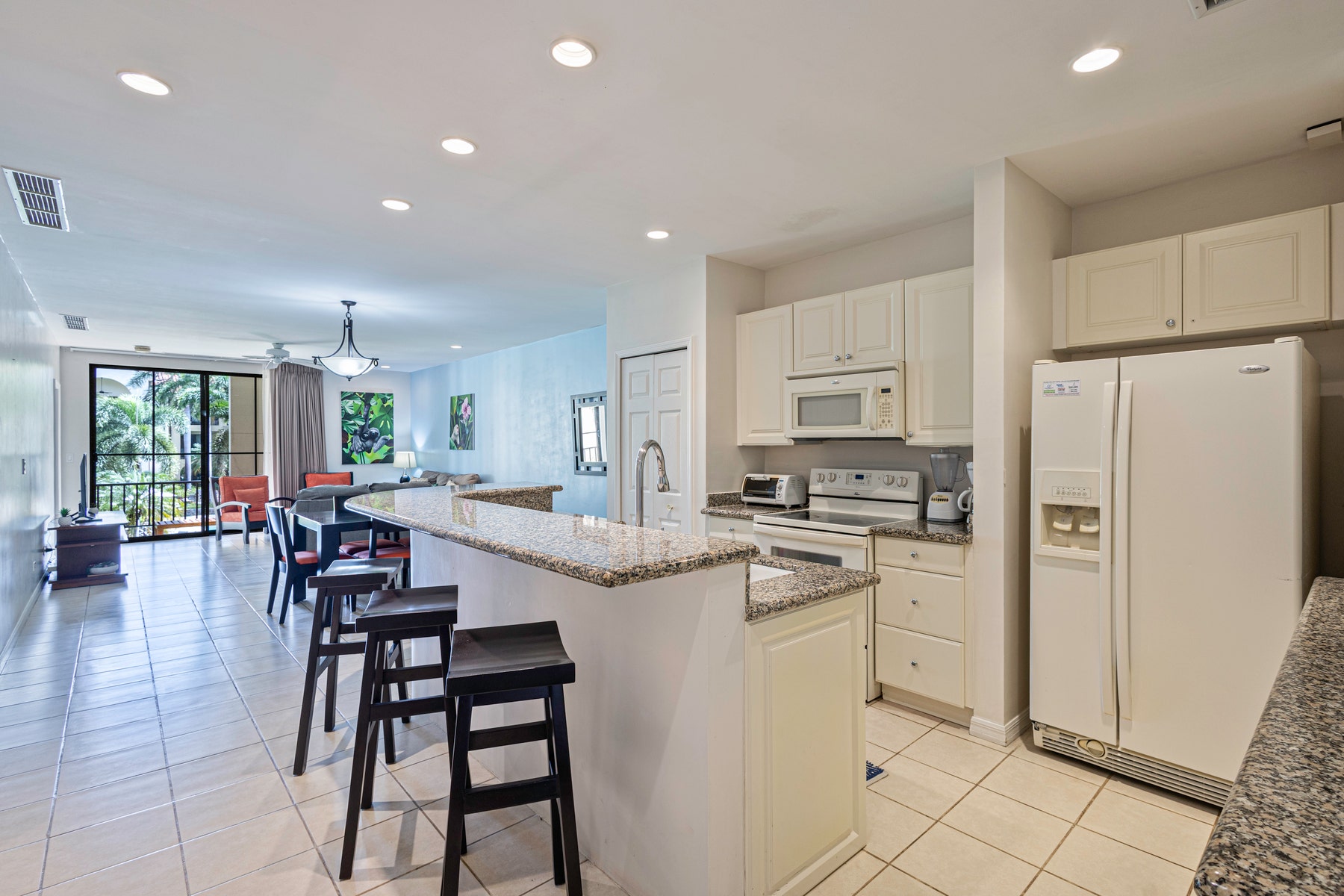 Close to Beach Luxury Two Bedroom Condo, Pacifico, Papagayo, Guanacaste, Costa Rica — photo 4 of 5