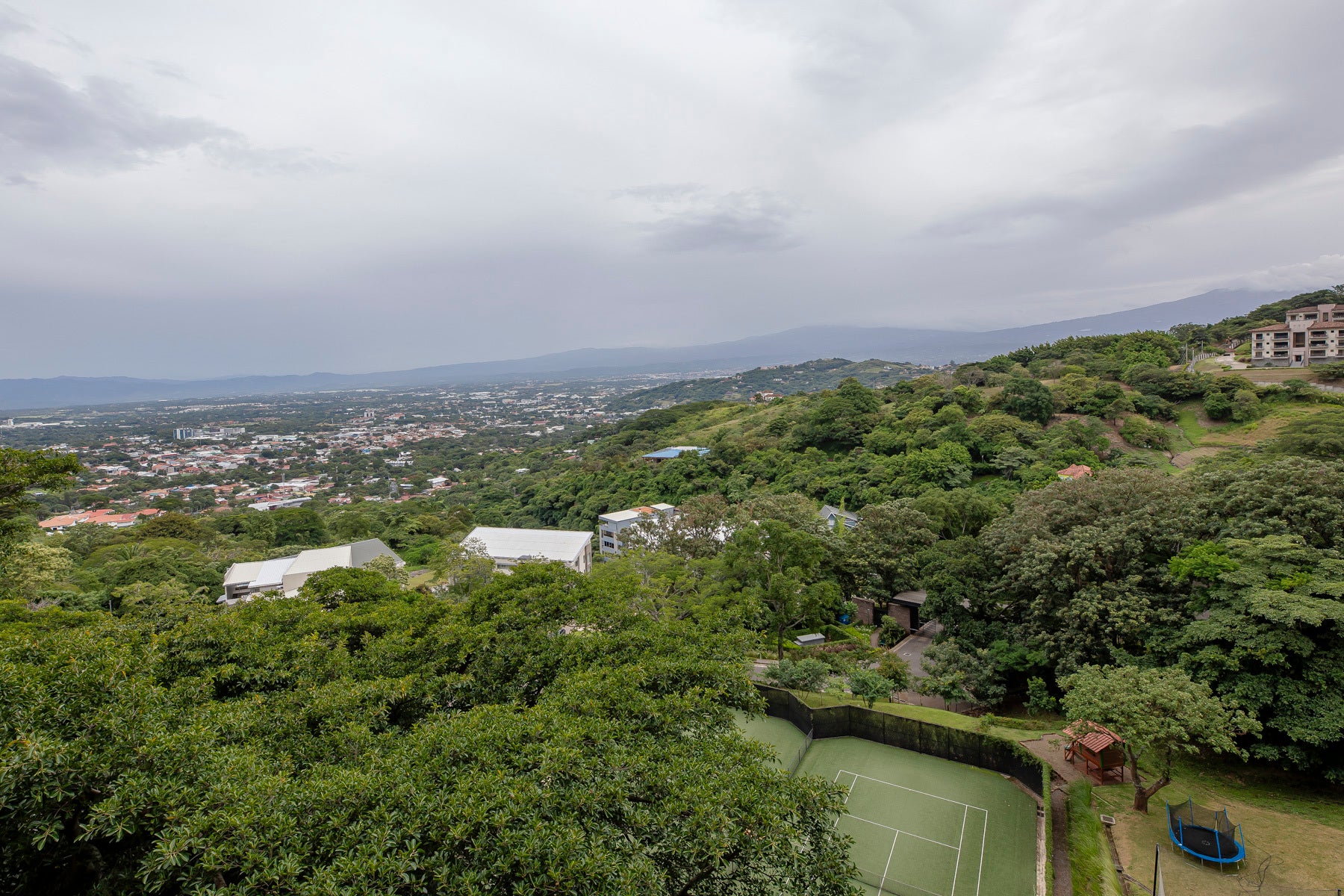 Luxury Panoramic Residence Altura Solaris — photo 10 of 19
