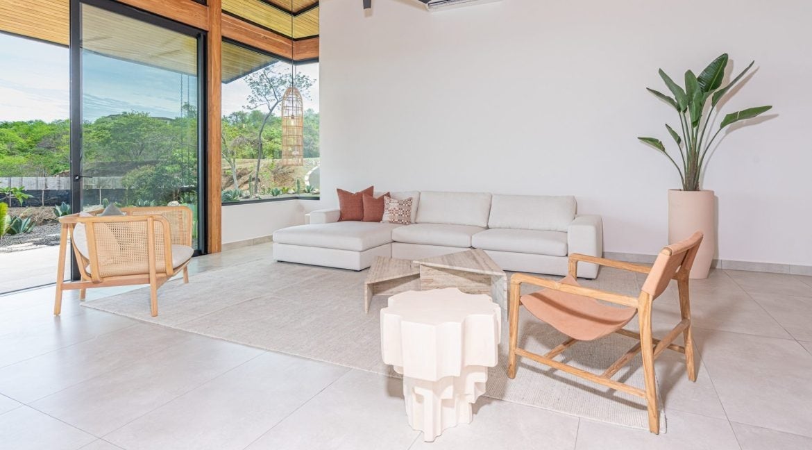 Modern Ocean View Luxury Villa — photo 13 of 19
