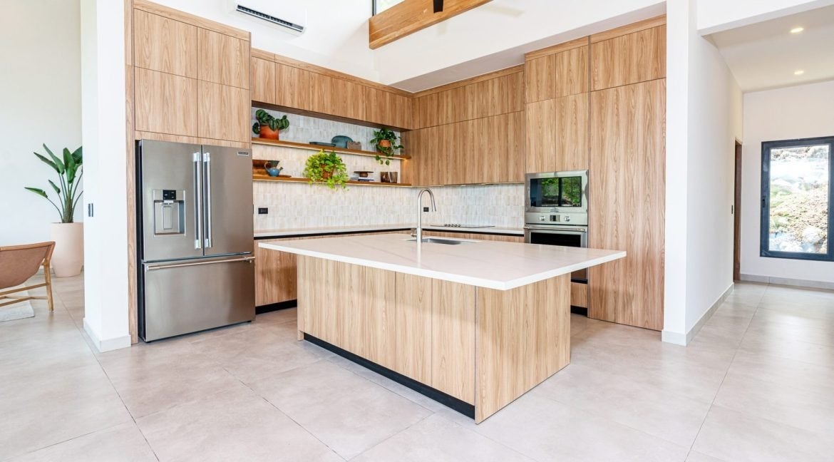 Modern Ocean View Luxury Villa — photo 14 of 19