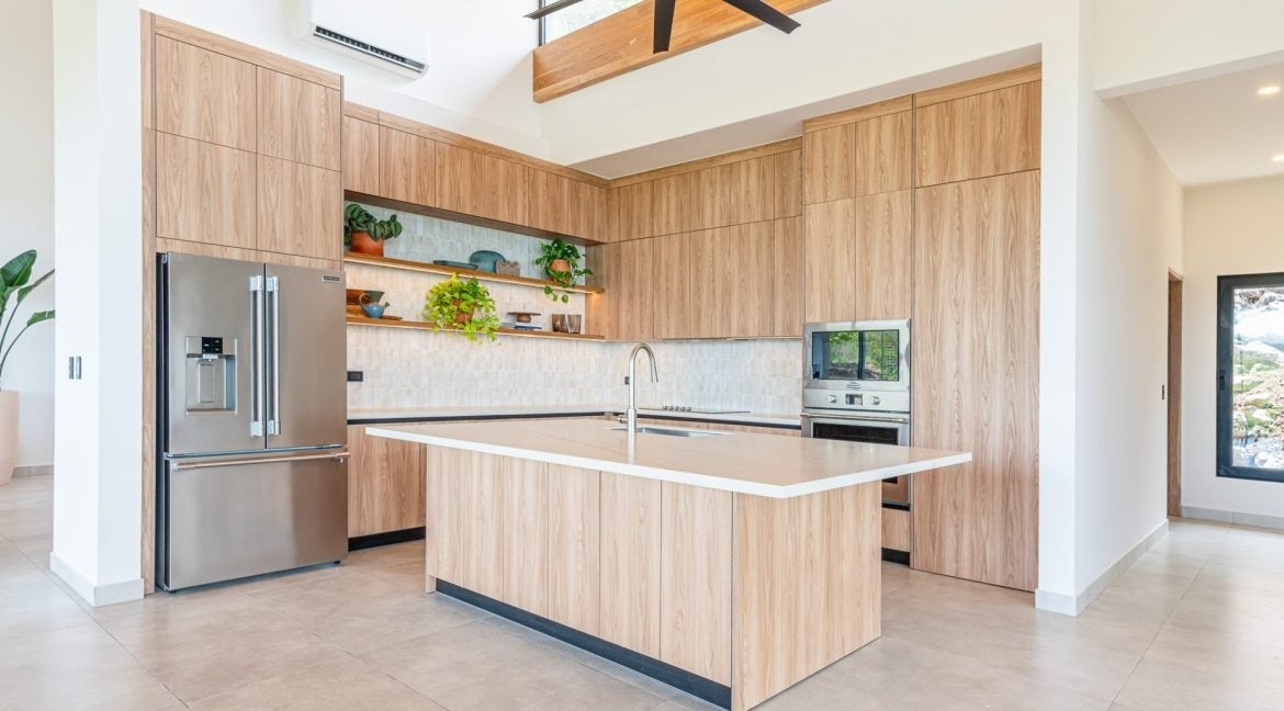 Modern Ocean View Luxury Villa — photo 16 of 19