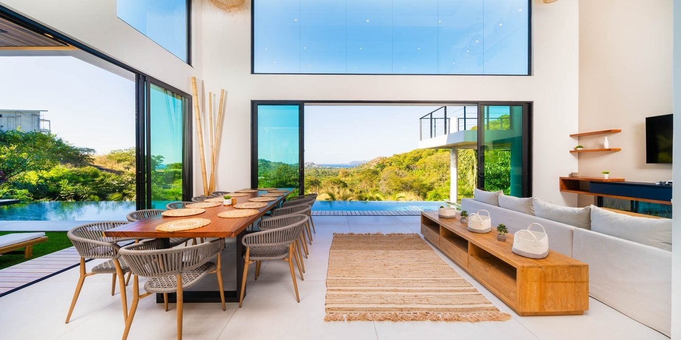 Modern Ocean View Home — photo 3 of 19