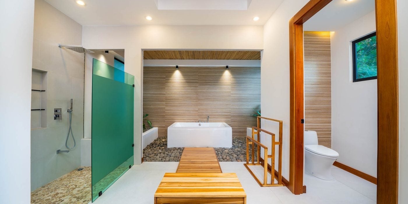 Modern Ocean View Home — photo 15 of 19