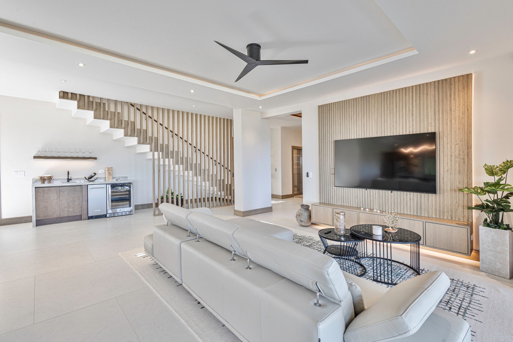 Casa Del Ray: Luxury Ocean View Home — photo 12 of 19