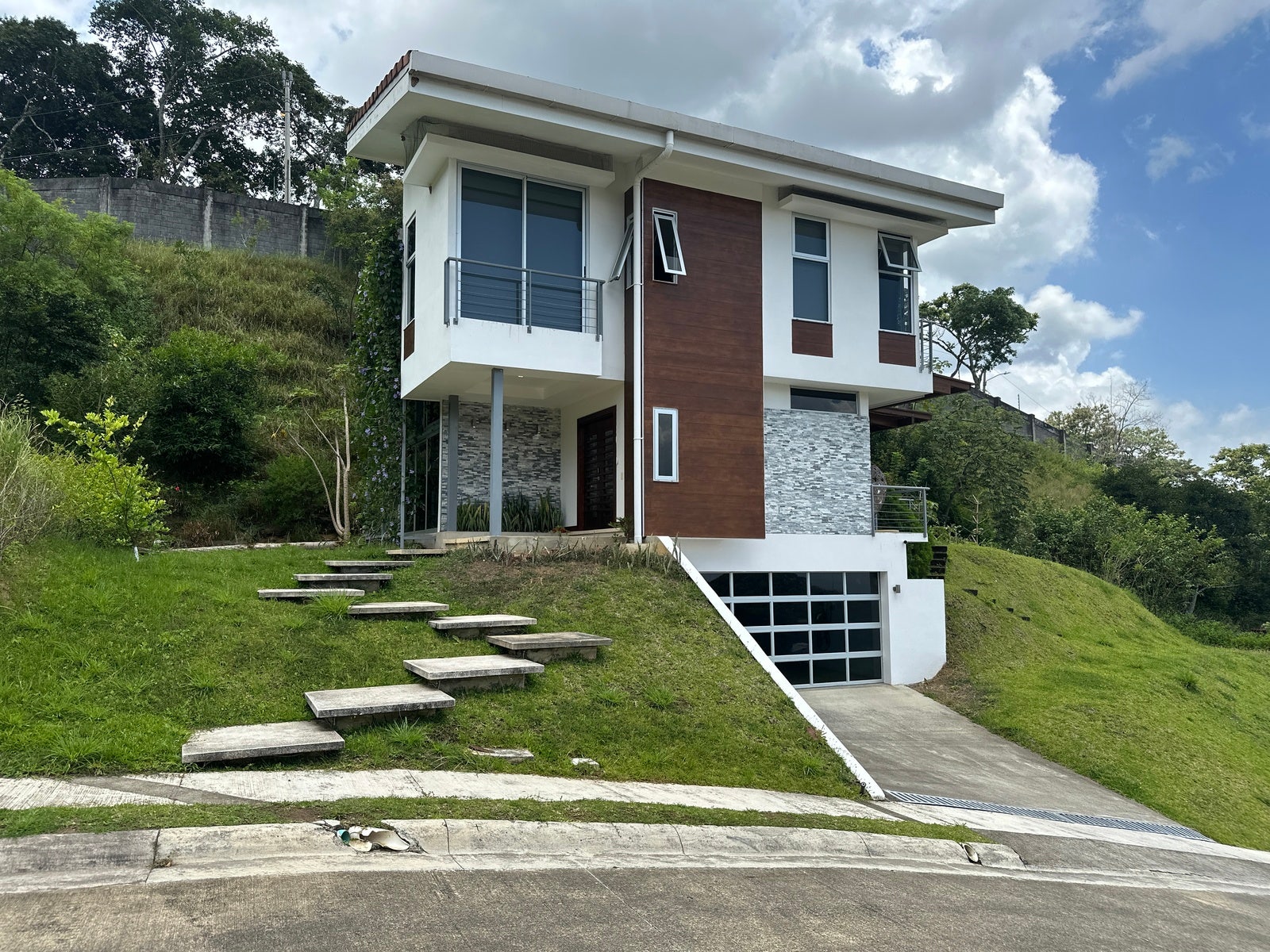 Casa Guarumo, Cerro Colon, Ciudad Colon, Ciudad Colon, Mora, San Jose, Costa Rica 10701