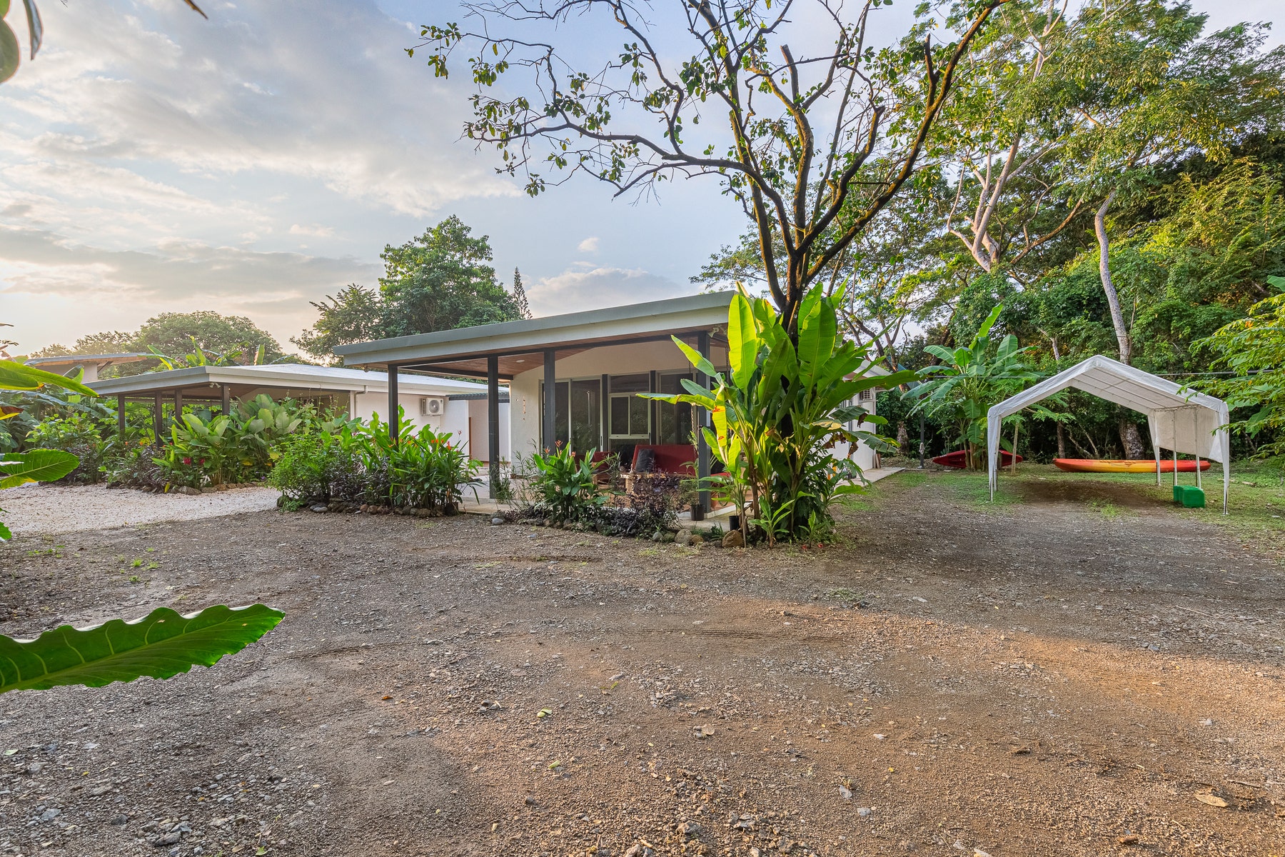 Multi Unit Property with Ocean View and Walk to Beach — photo 17 of 19