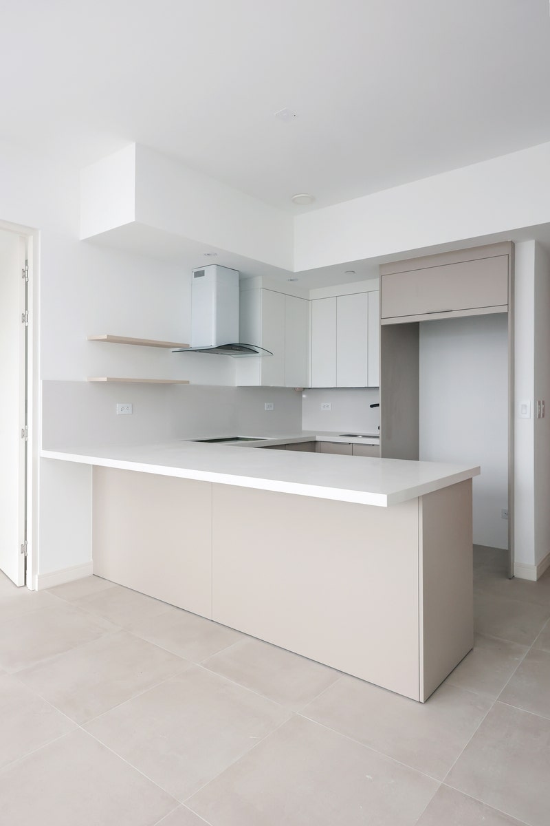 Contemporary City View Apartment — photo 18 of 19