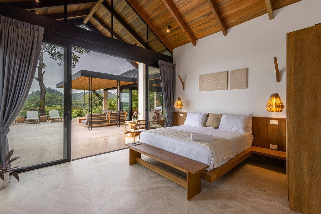 Luxury Sunset Oceanview Villa — photo 14 of 19