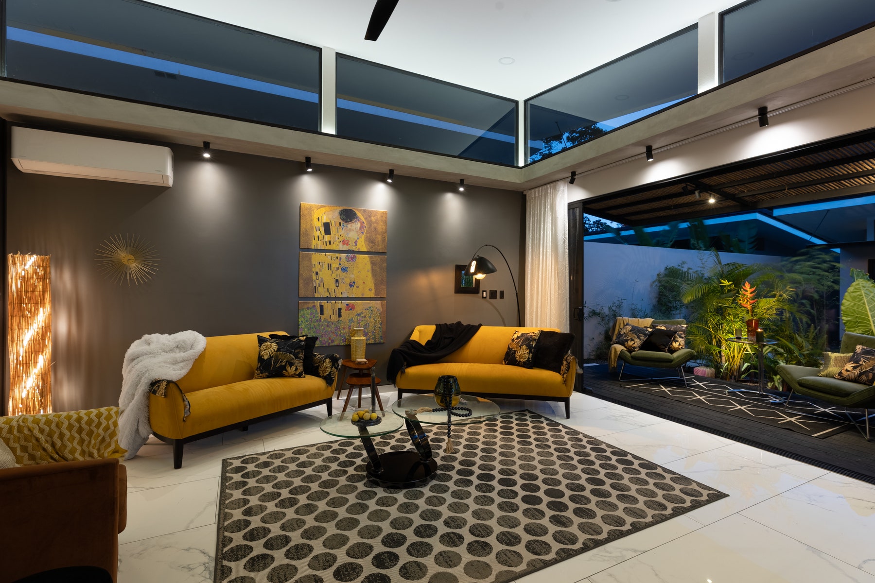 Brand New Turnkey Modern Tropical Villa — photo 4 of 19