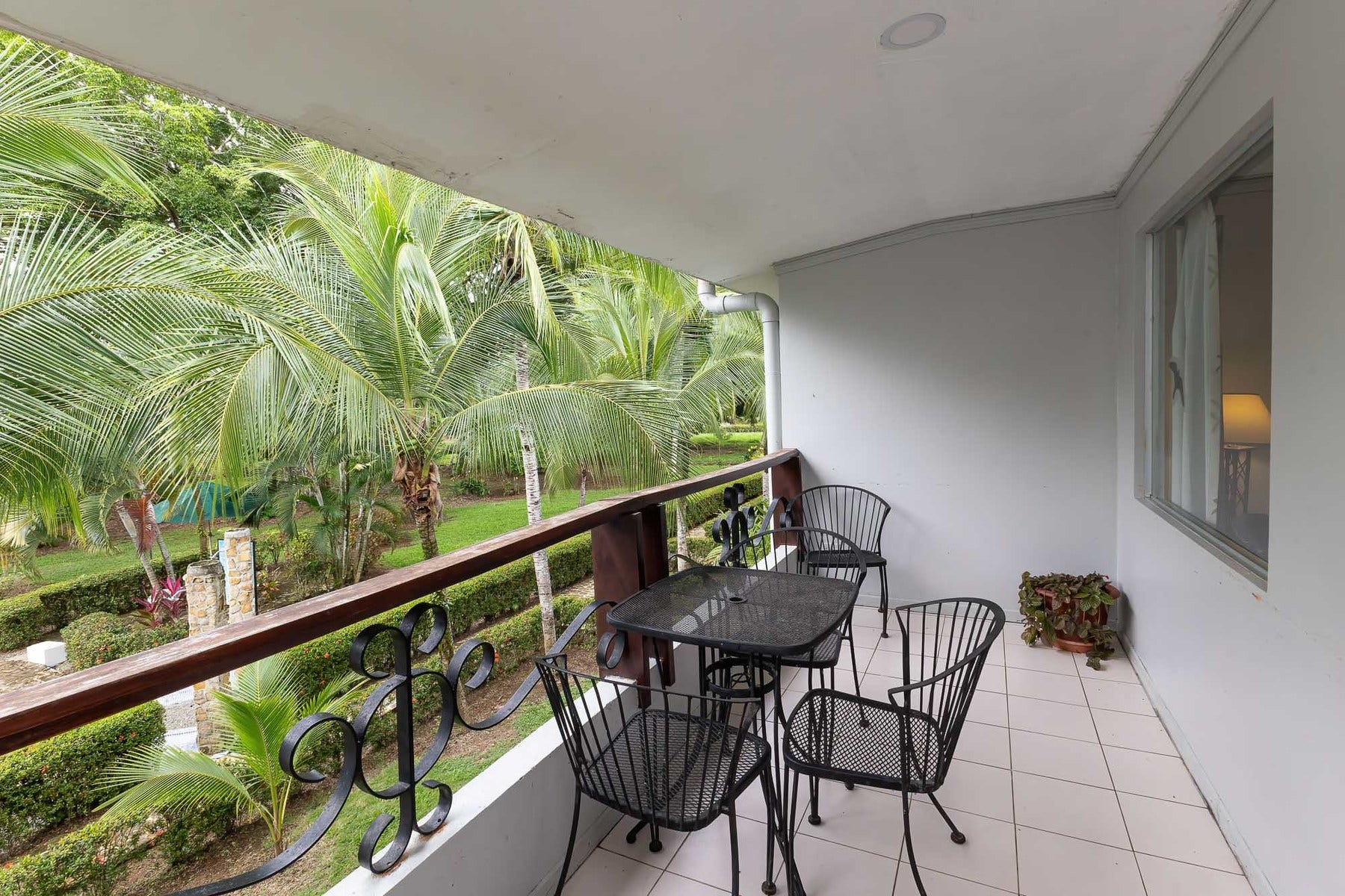 Nature Retreat Condo — photo 16 of 19