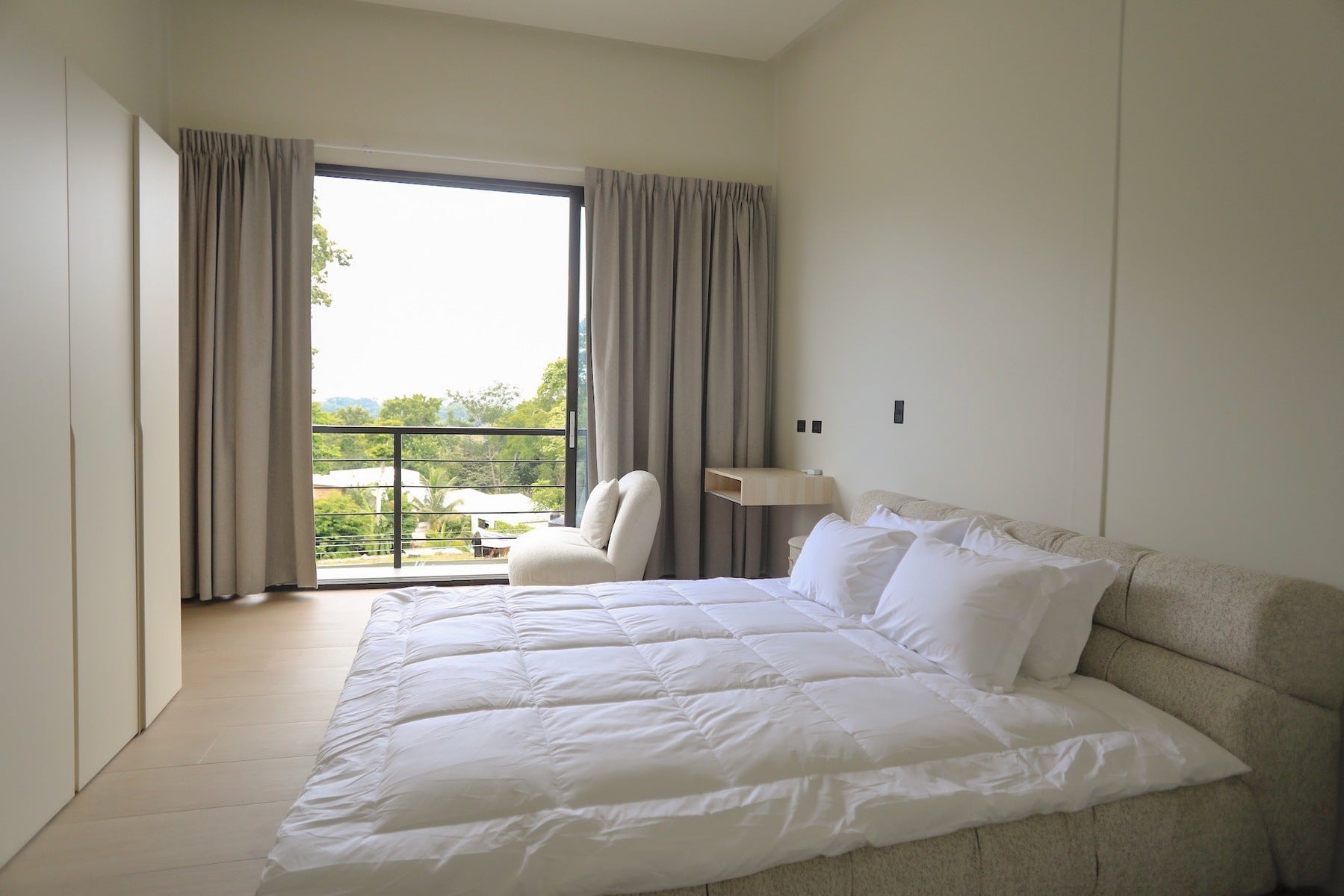 Modern Ocean-View Multi Purpose Home with Pool in Santa Teresa — photo 11 of 19