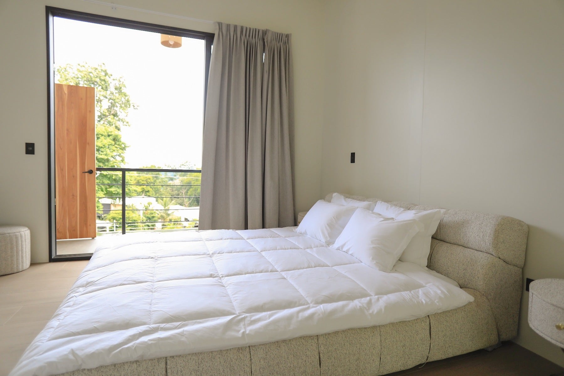 Modern Ocean-View Multi Purpose Home with Pool in Santa Teresa — photo 15 of 19