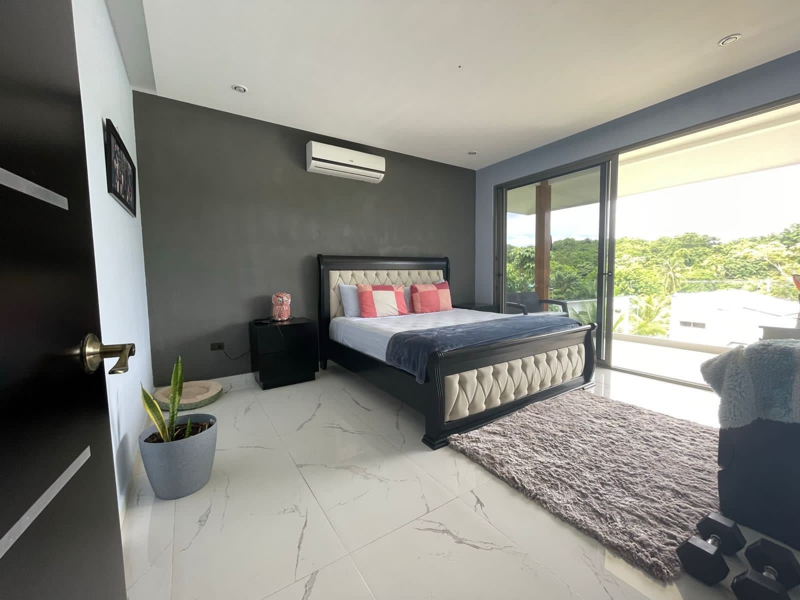 Apartments with Private Pool — photo 9 of 19