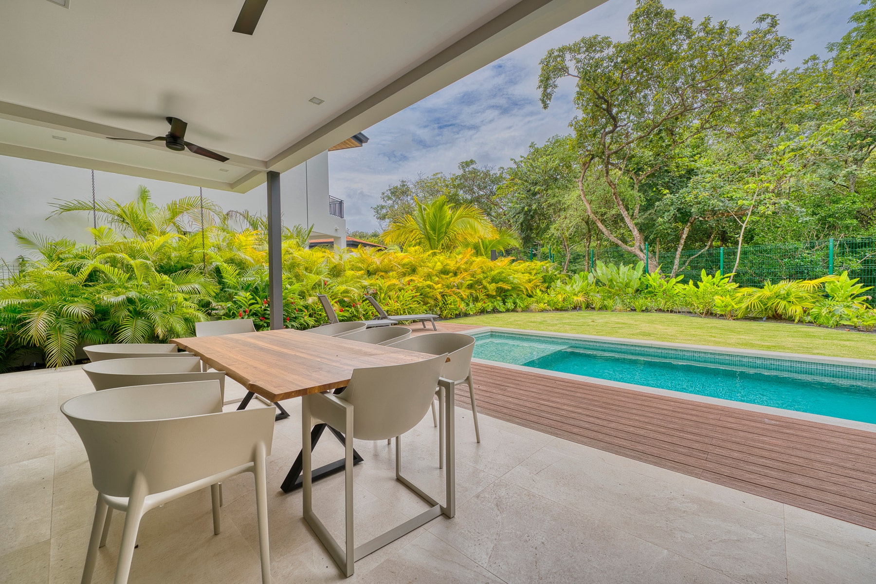 Four Bedroom Luxury Townhome — foto 6 de 19