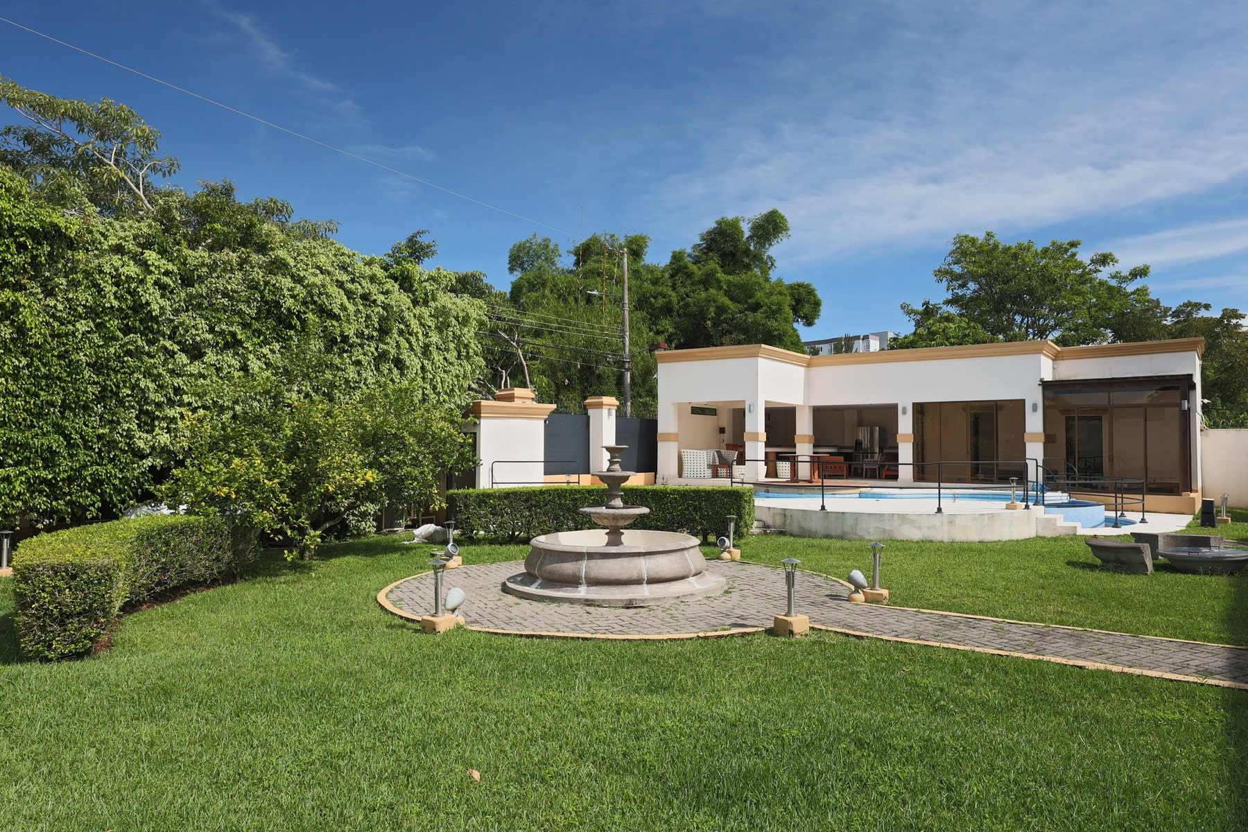 Luxury City Estate, Curridabat, Sanchez, Curridabat, San Jose, Costa Rica 11801 — photo 5 of 5