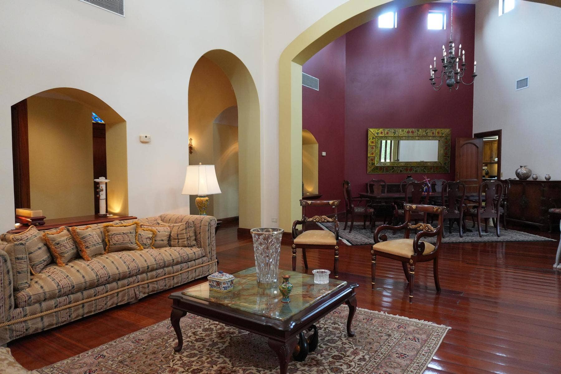 Luxury Central Valley Hacienda — photo 2 of 18