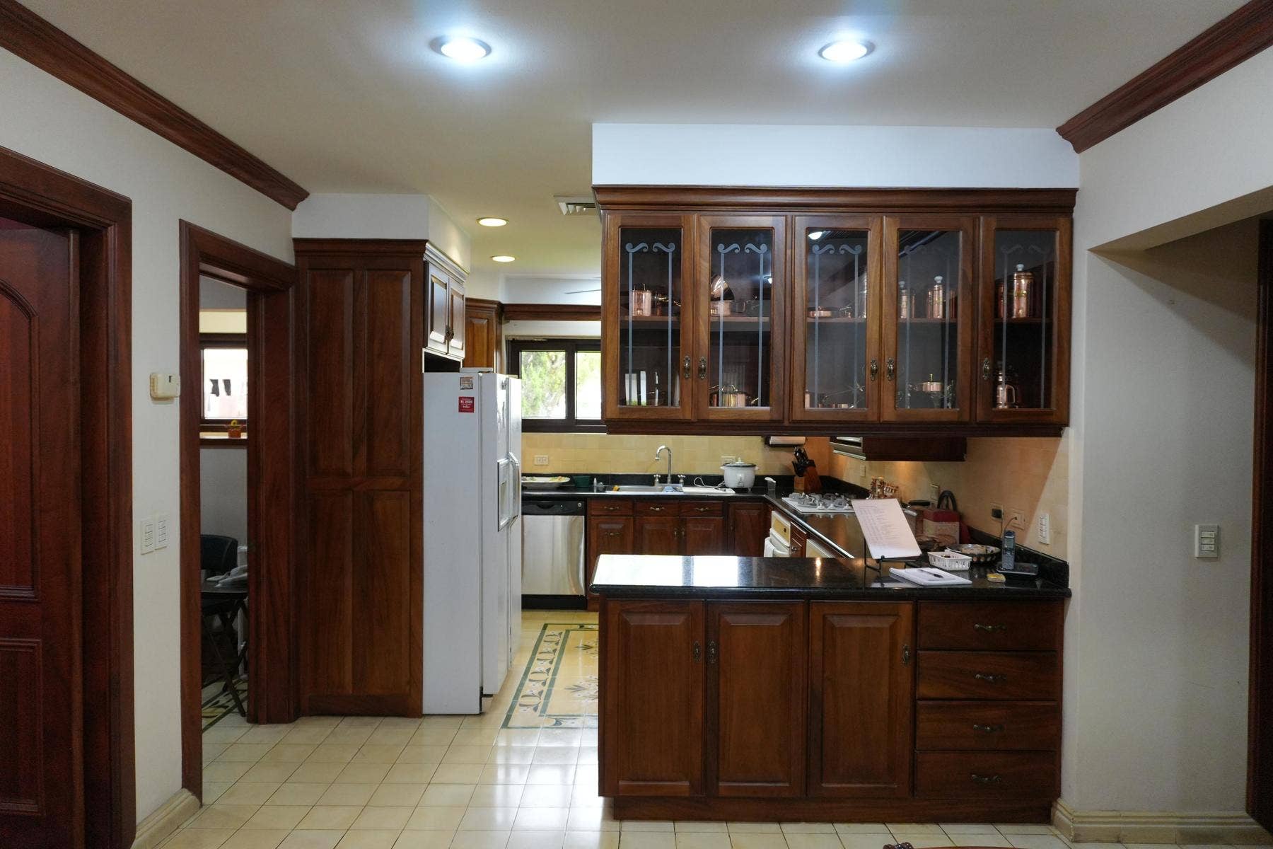 Luxury Central Valley Hacienda — photo 7 of 18