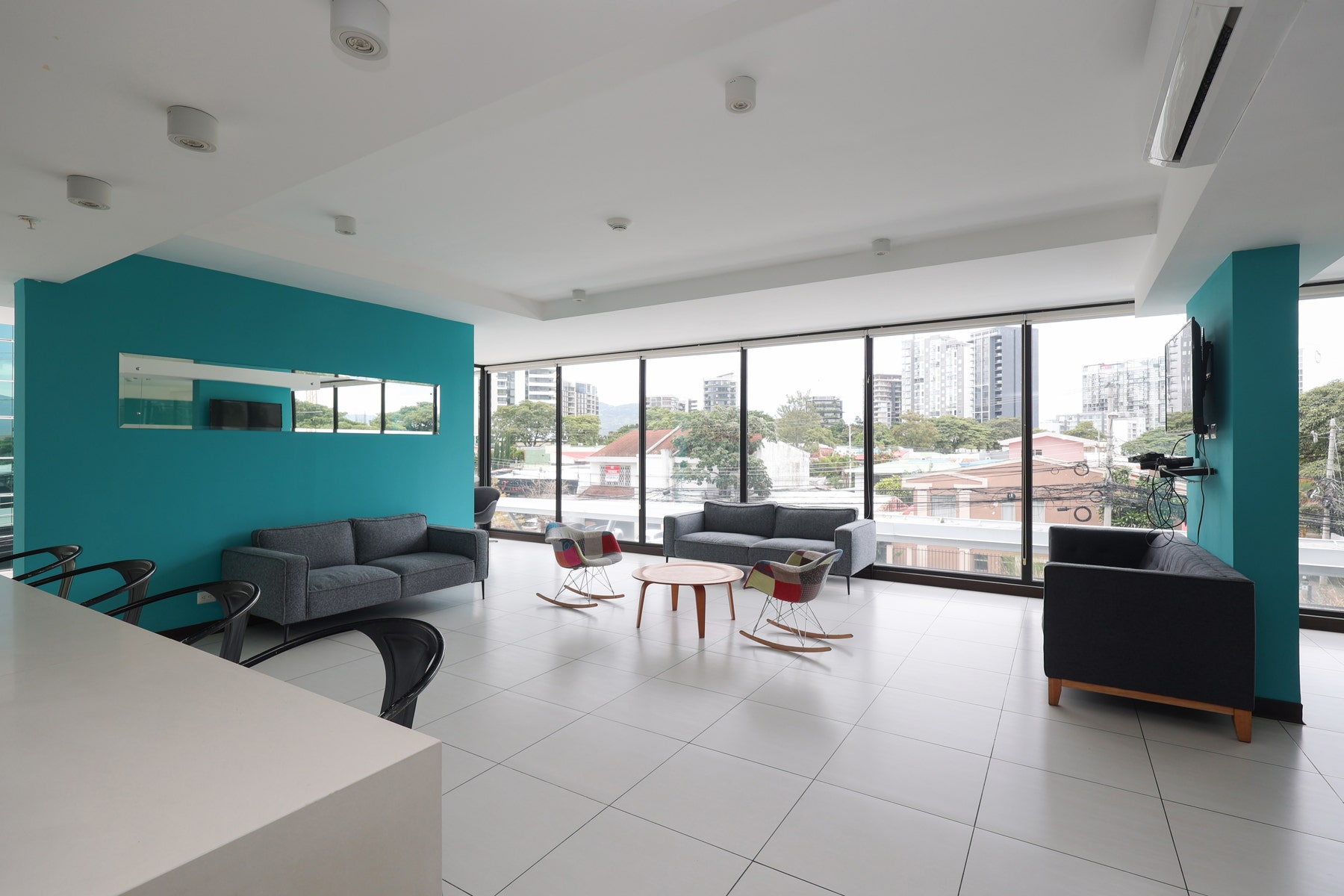 High Rise City Haven — photo 8 of 12