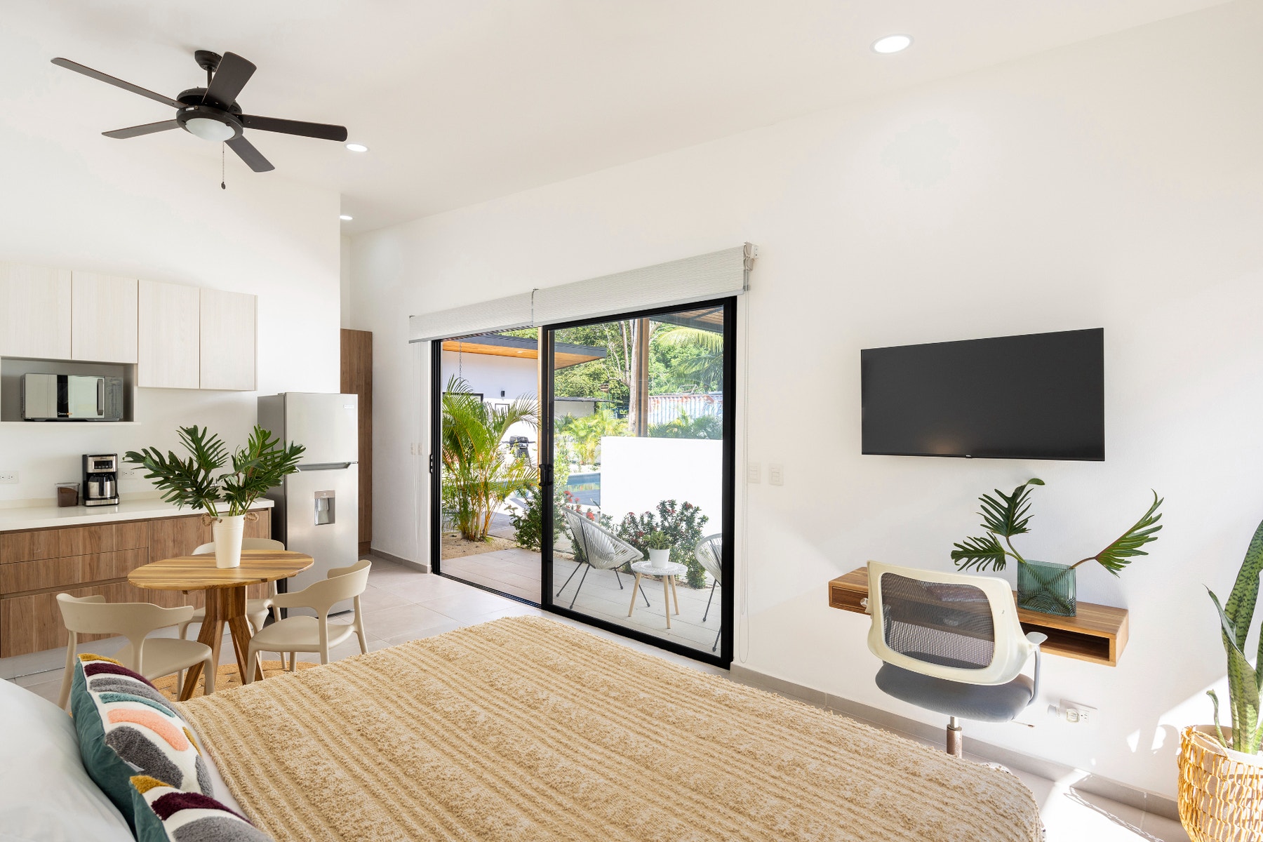 Modern Multi Unit Walk to the Beach — photo 10 of 19