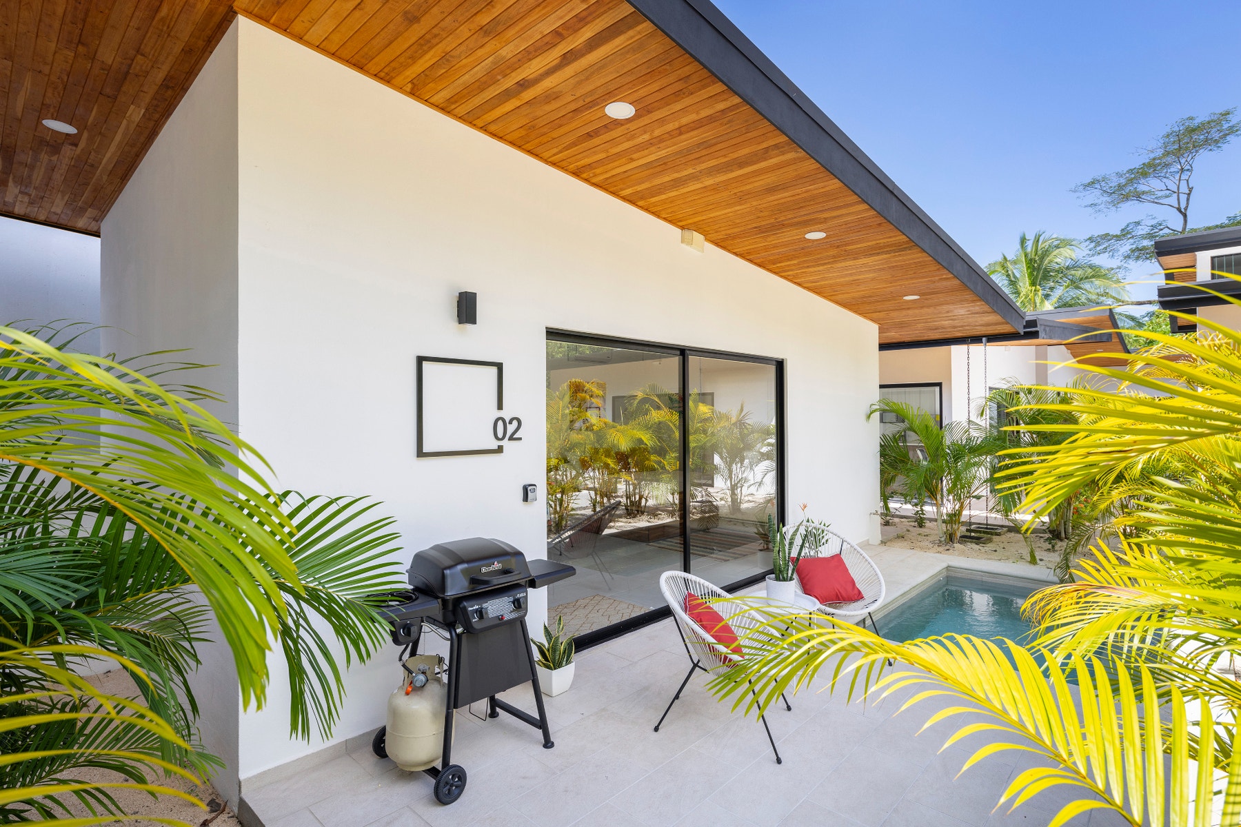 Modern Multi Unit Walk to the Beach — photo 11 of 19
