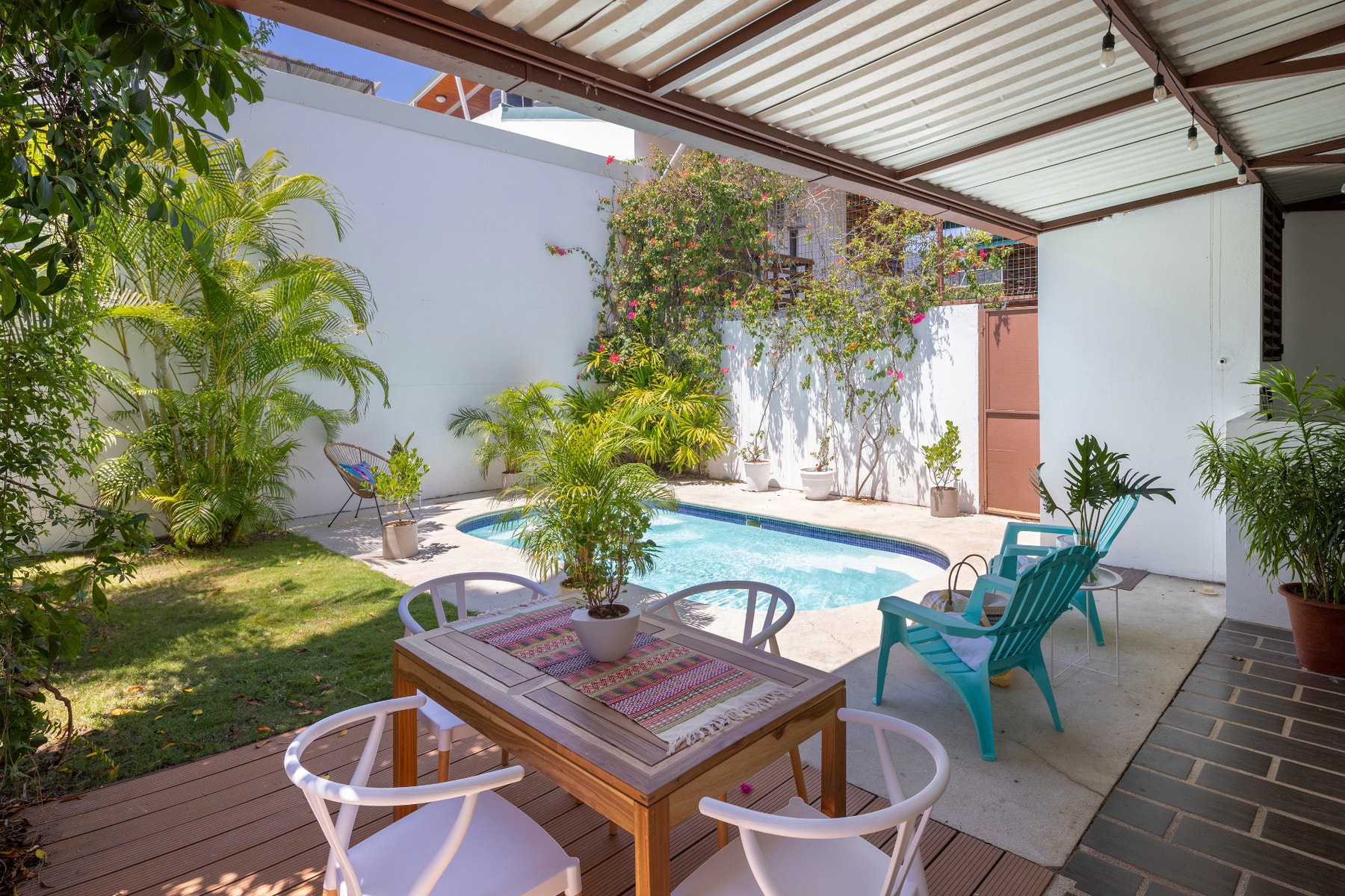 Modern Walk to the Beach Villa — photo 13 of 19