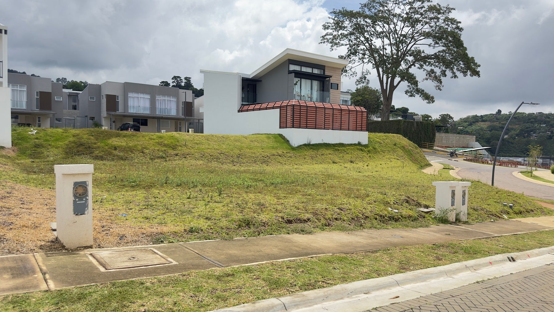 Condominium Ayarco 385. Gated Community — foto 9 de 11