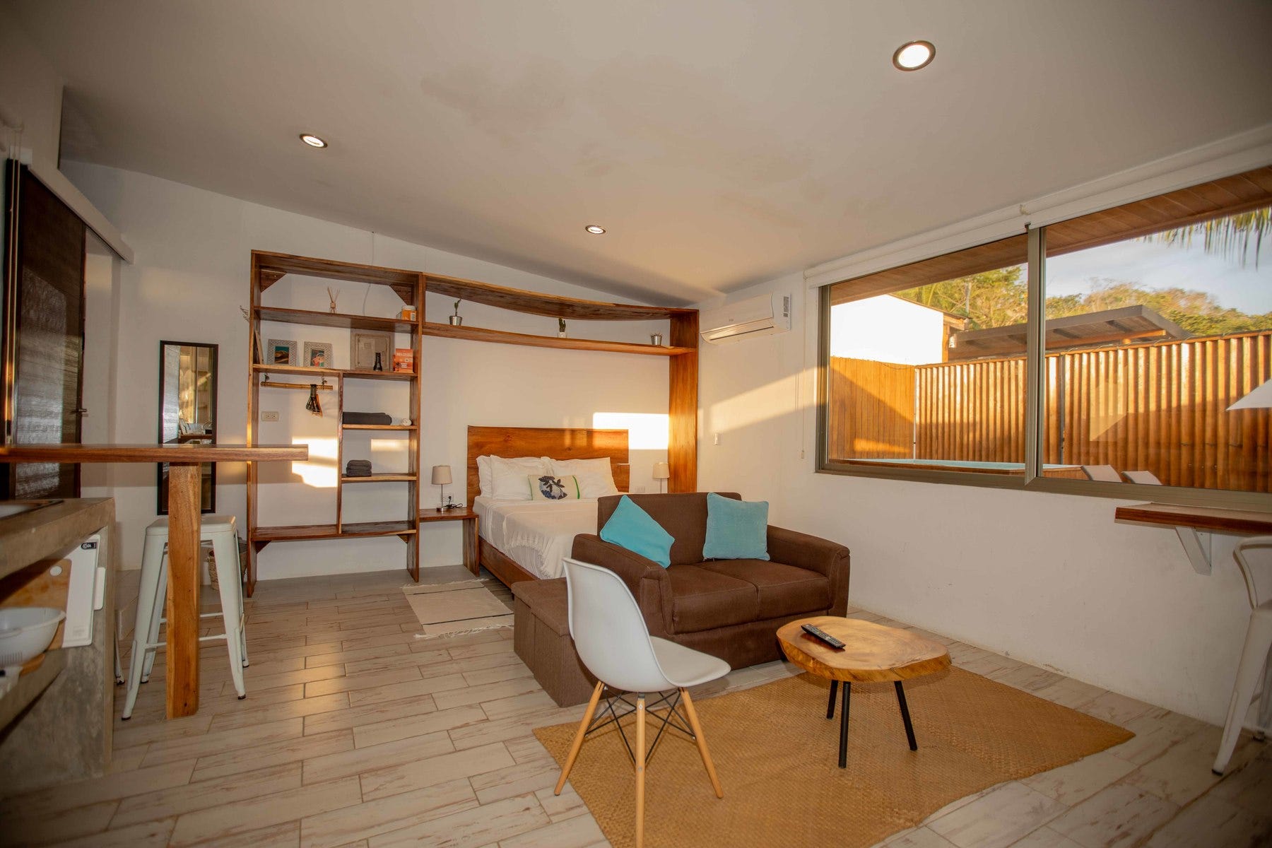 Casa Manta in the Heart of Santa Teresa — photo 2 of 19