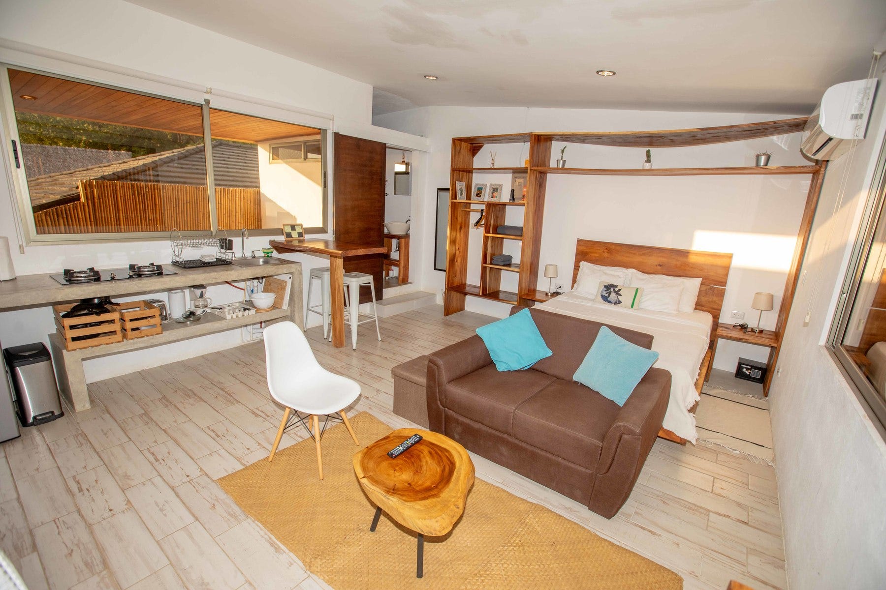 Casa Manta in the Heart of Santa Teresa — photo 5 of 19