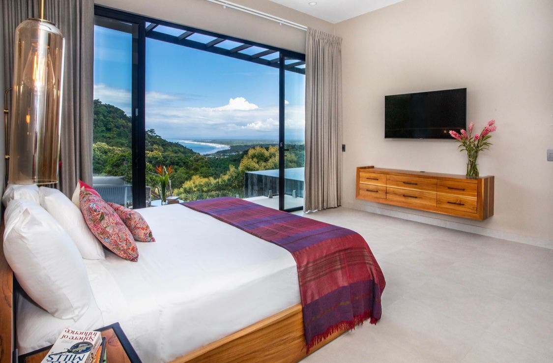 Luxury Oceanview Villa Manuel Antonio Estates — photo 4 of 19