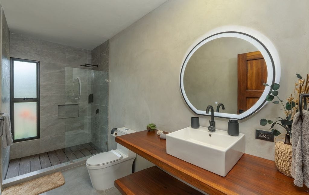 Modern Two Bedroom Villa — photo 13 of 19