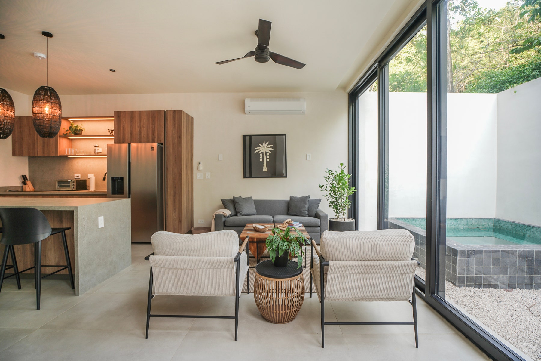 Contemporary Beach Condo, #7 — photo 9 of 14