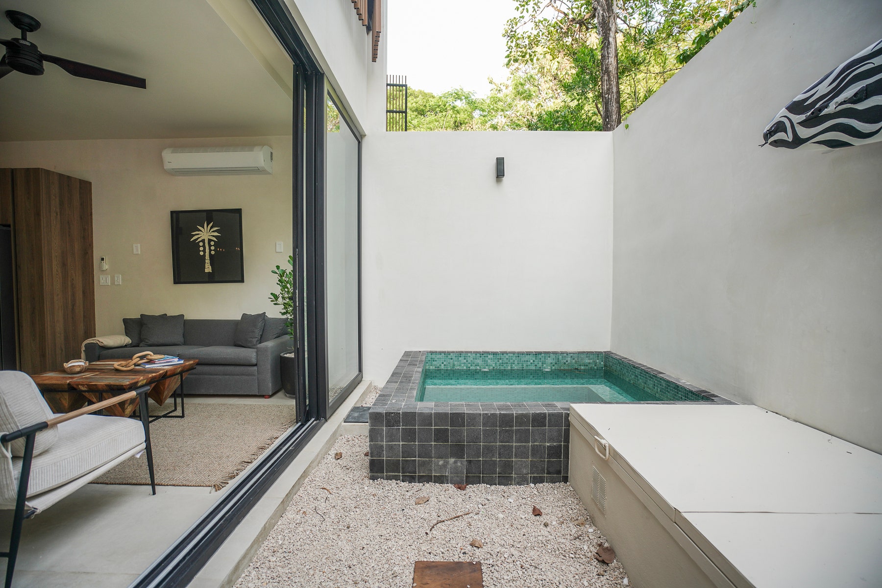 Contemporary Beach Condo, #7 — photo 10 of 14