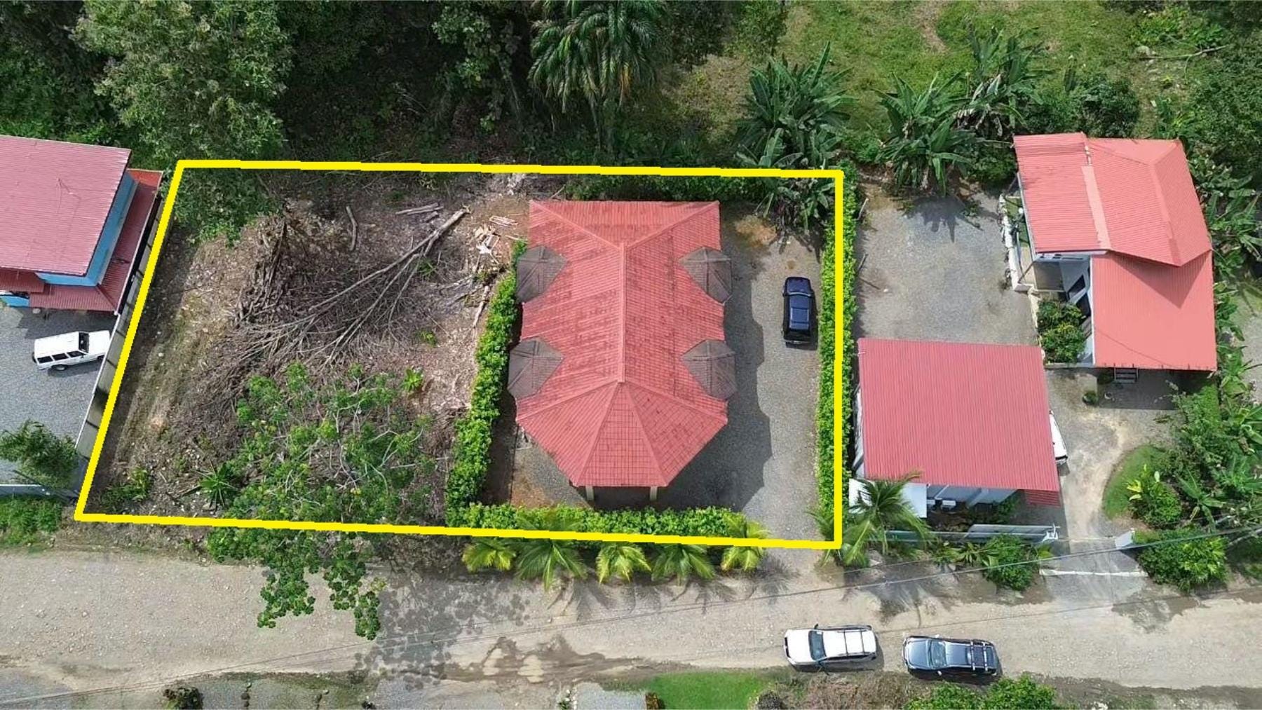 Spacious Home With Additional Lot Walking Distance To The Beach, Uvita, Dominical, Bahia Ballena, Osa, Puntarenas, Costa Rica 60504, Uvita