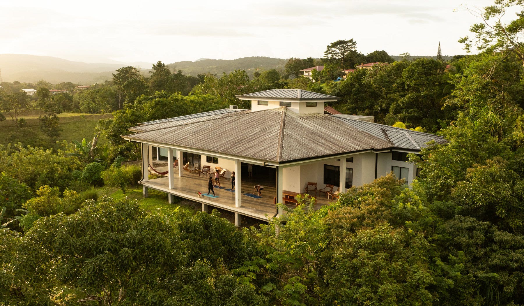 Modern Luxury Home With Lake View, Nuevo Arenal, Lake Arenal, Arenal, Tilaran, Alajuela, Costa Rica 50807 — photo 4 of 5