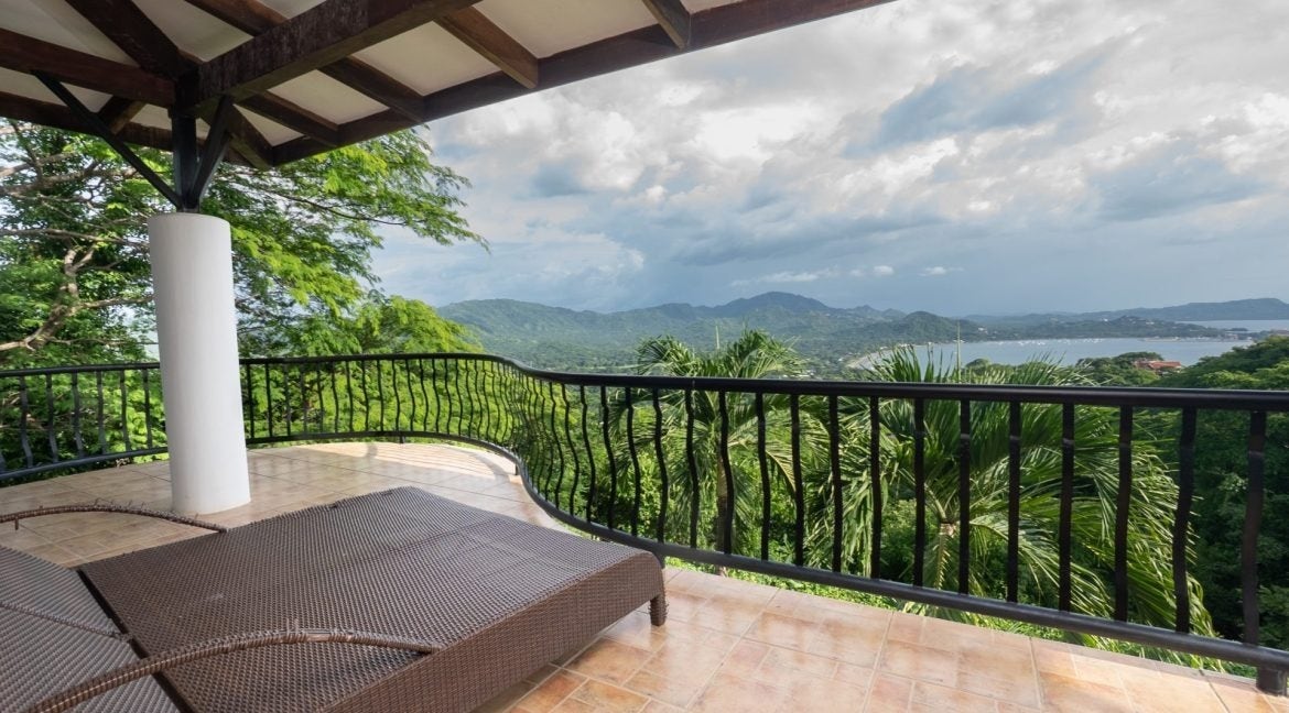 Hacienda-Style Ocean View Villa — photo 7 of 19