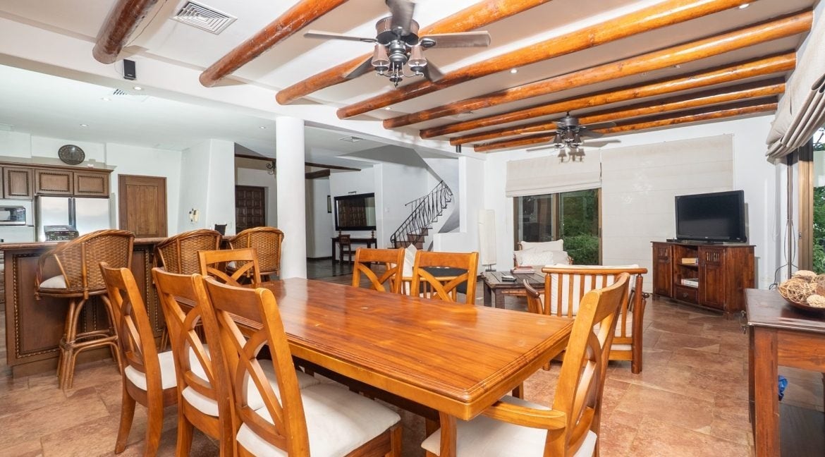 Hacienda-Style Ocean View Villa — photo 14 of 19