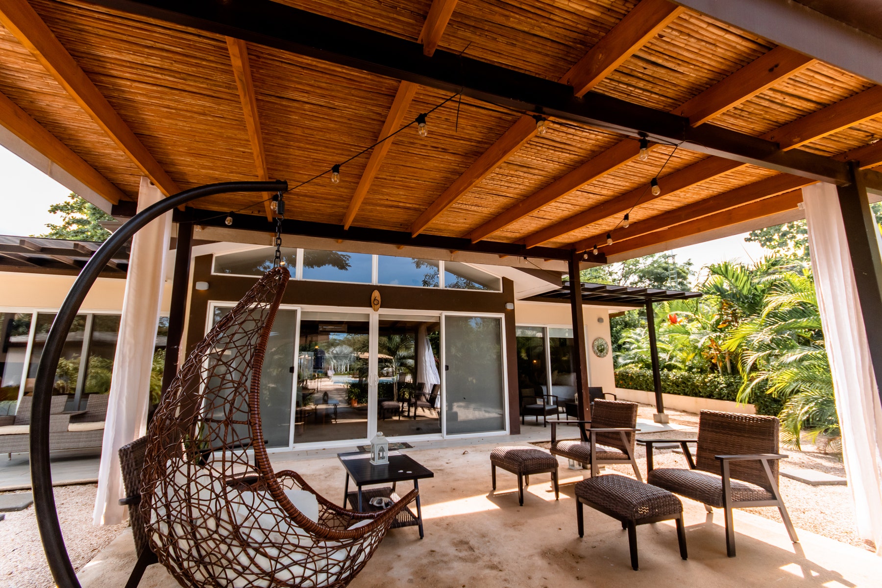 Affordable Beach Villa — photo 3 of 19