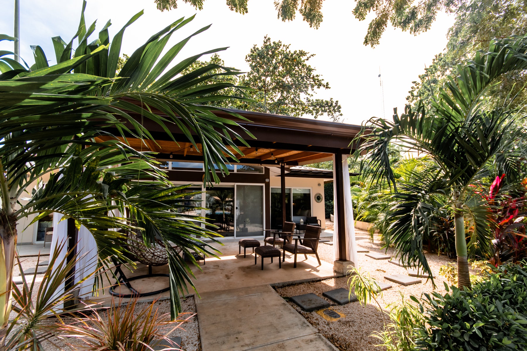Affordable Beach Villa — photo 4 of 19