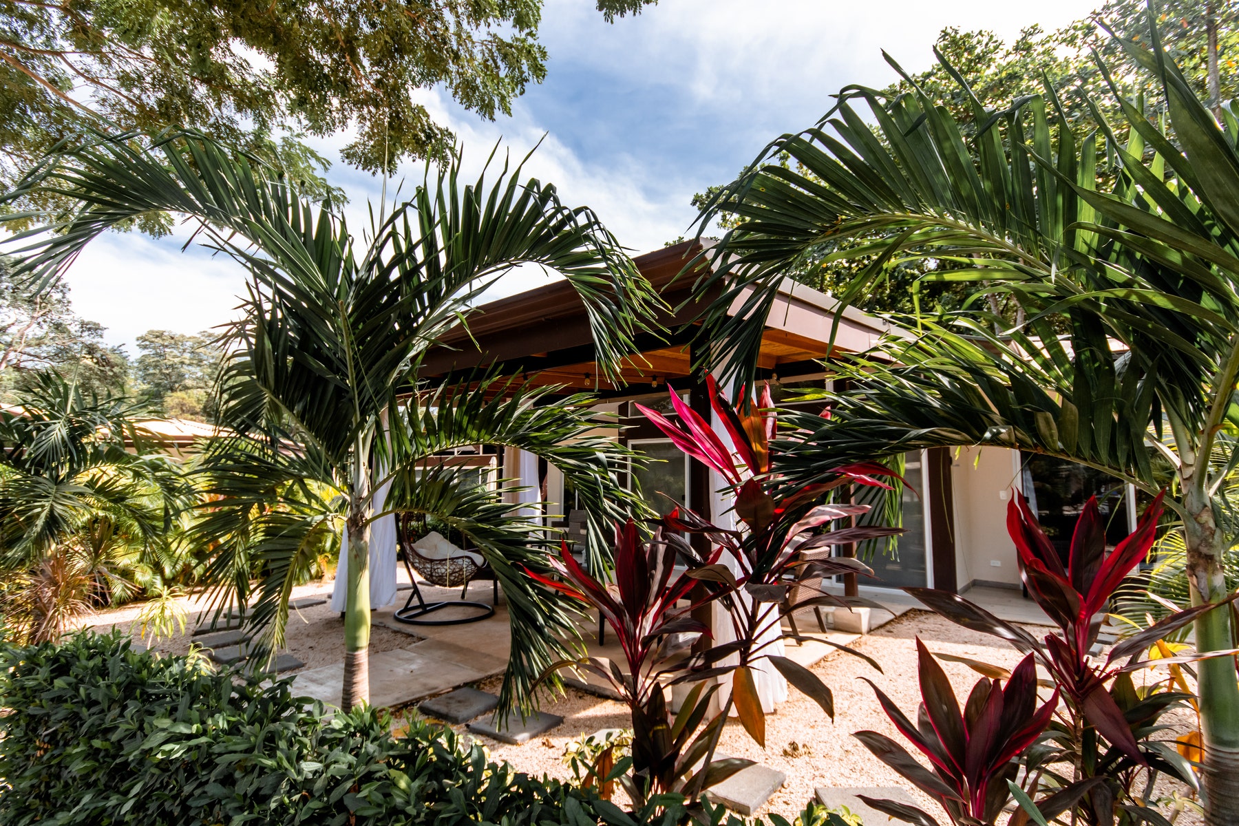 Affordable Beach Villa — photo 5 of 19