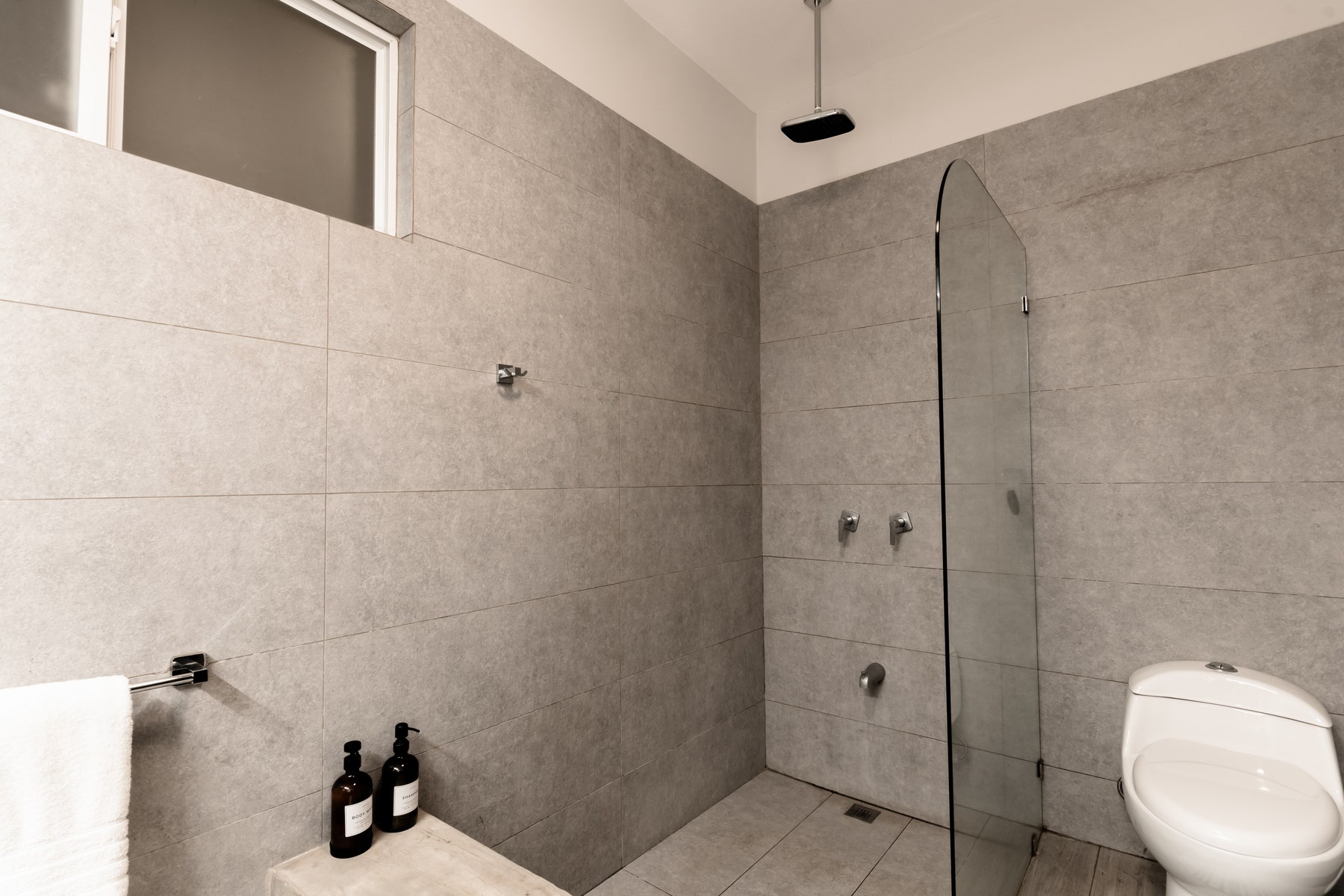 Affordable Beach Villa — photo 12 of 19