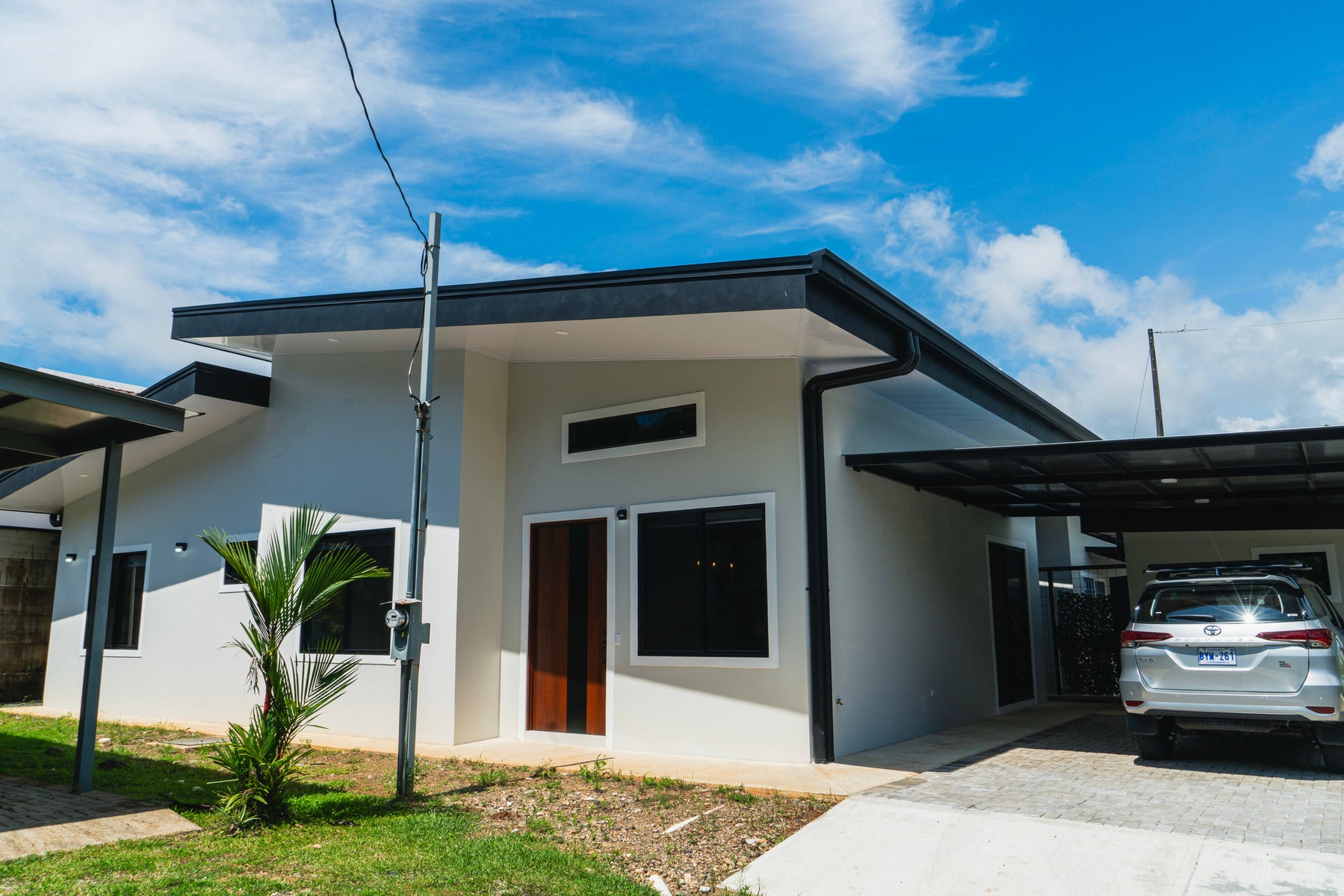 Modern Home Near Marina Pez Vela — photo 2 of 19